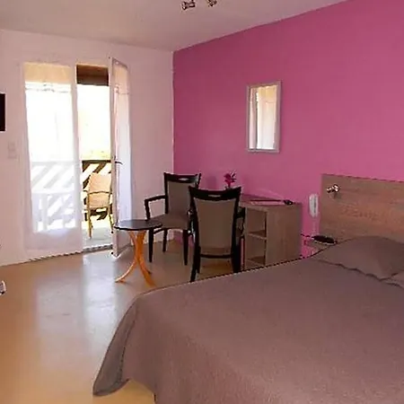 Hoteliere Helios